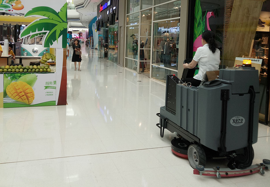 江西大型清潔設(shè)備多功能洗地機(jī)和電動(dòng)<a href=http://www.m.baidu-0531.com target=_blank class=infotextkey>掃地車(chē)生產(chǎn)廠</a>
